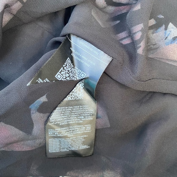 New GUESS BY MARCIANO Flower Print Romper - Picture 7 of 7